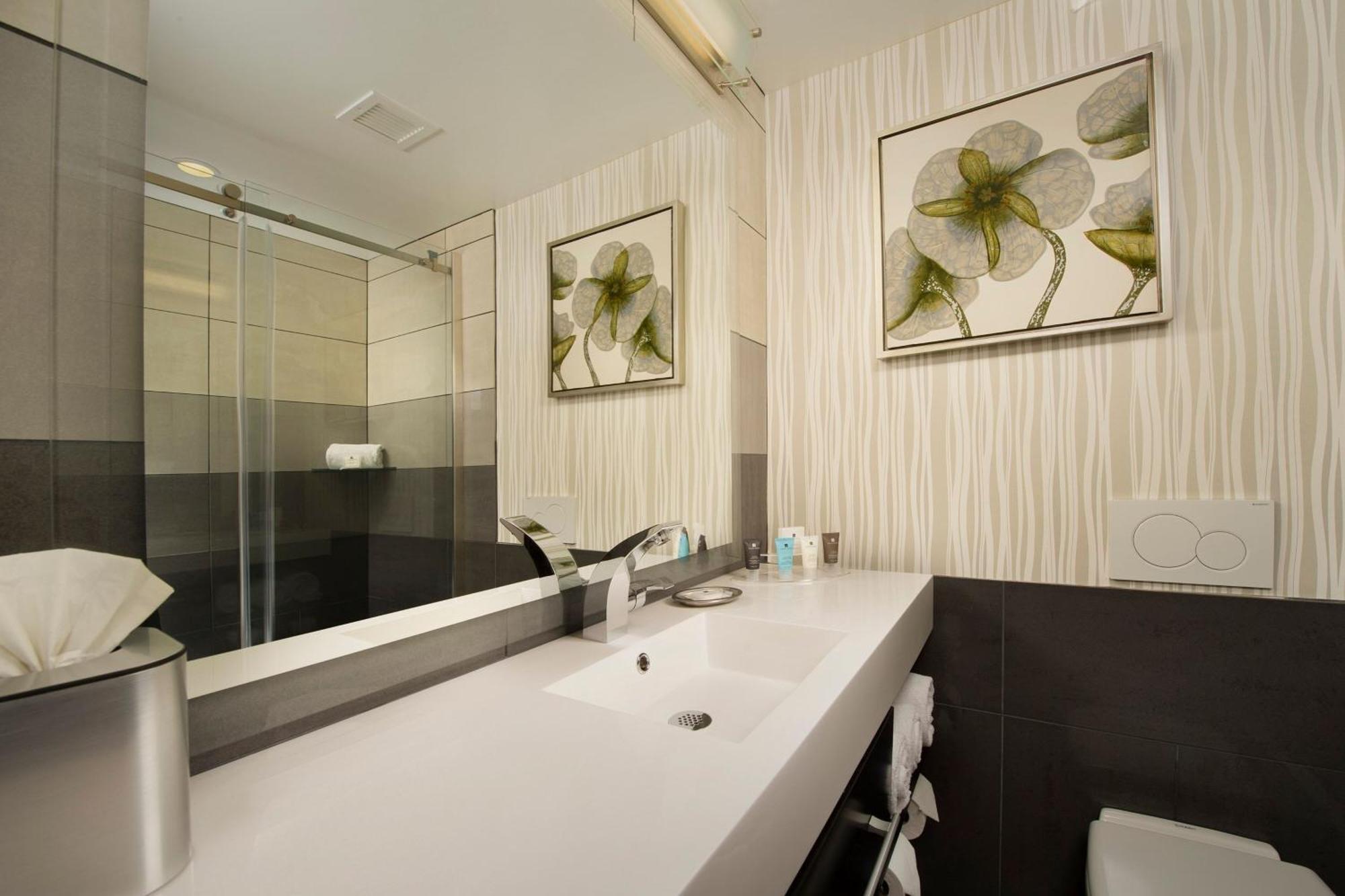 Skybridge Seattle Airport Hotel Ситак Экстерьер фото