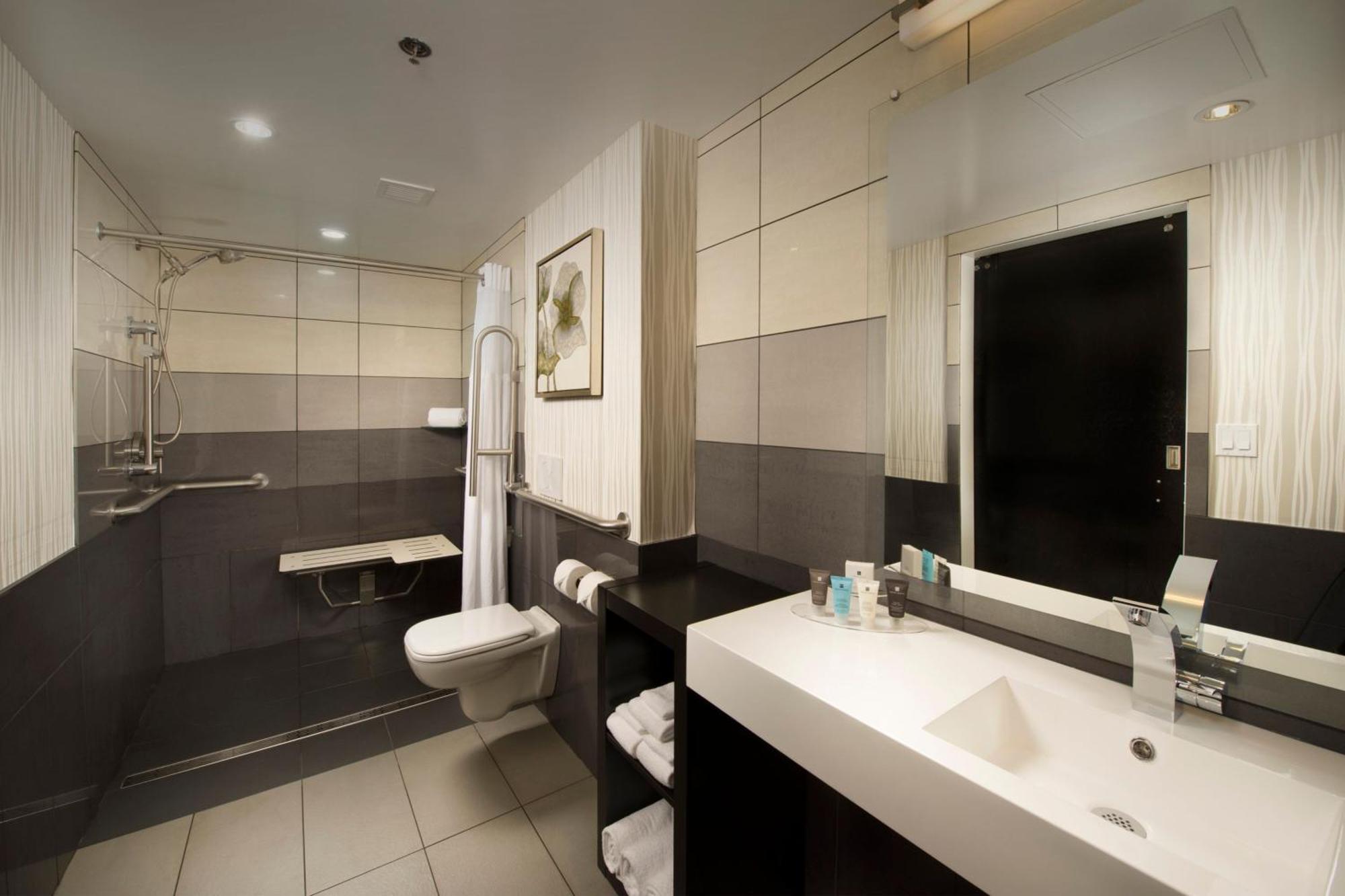 Skybridge Seattle Airport Hotel Ситак Экстерьер фото
