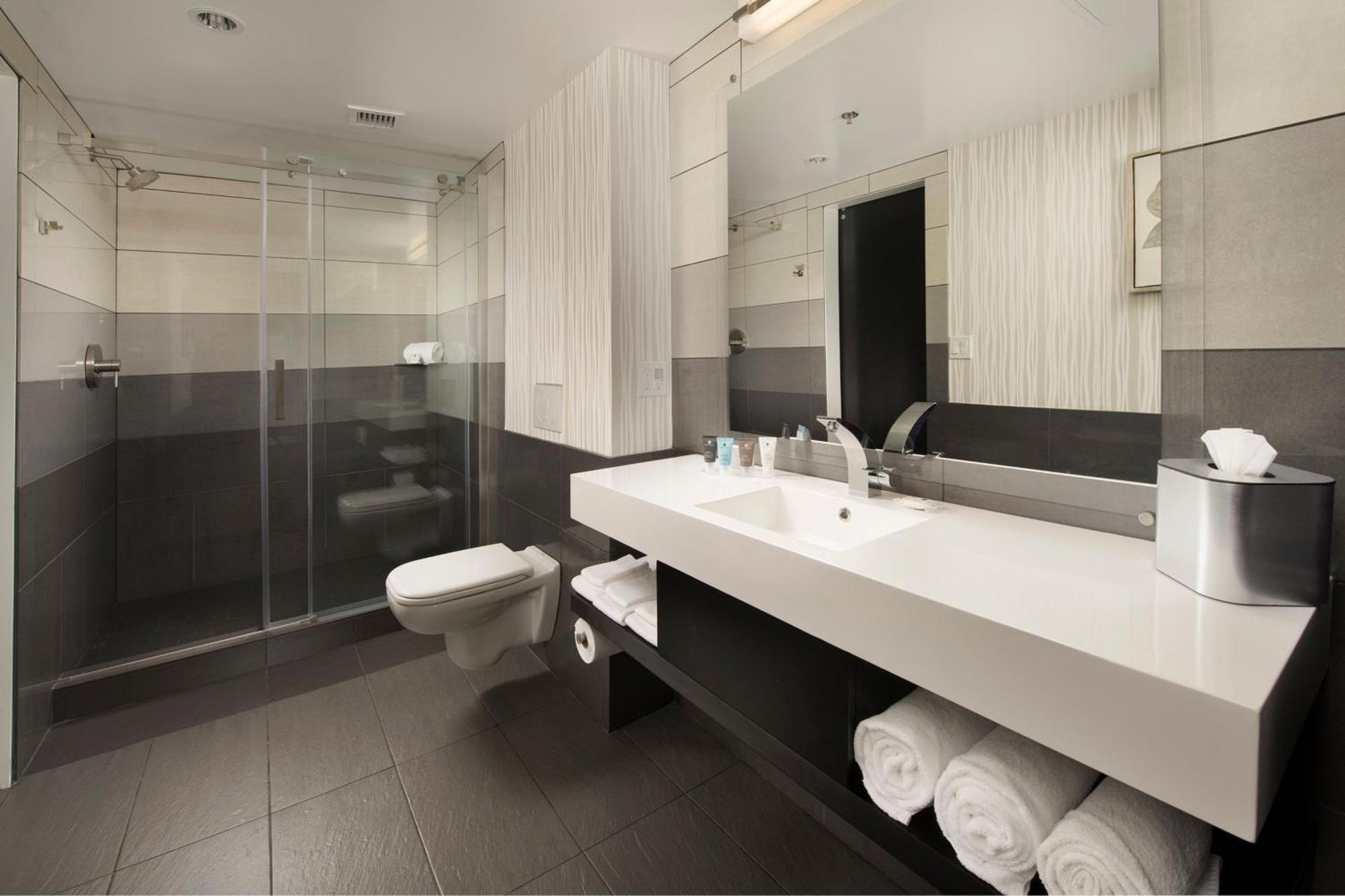 Skybridge Seattle Airport Hotel Ситак Экстерьер фото